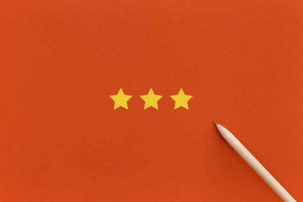 Les campings 3 étoiles à Arles sont-ils accessibles aux personnes à mobilité réduite ?